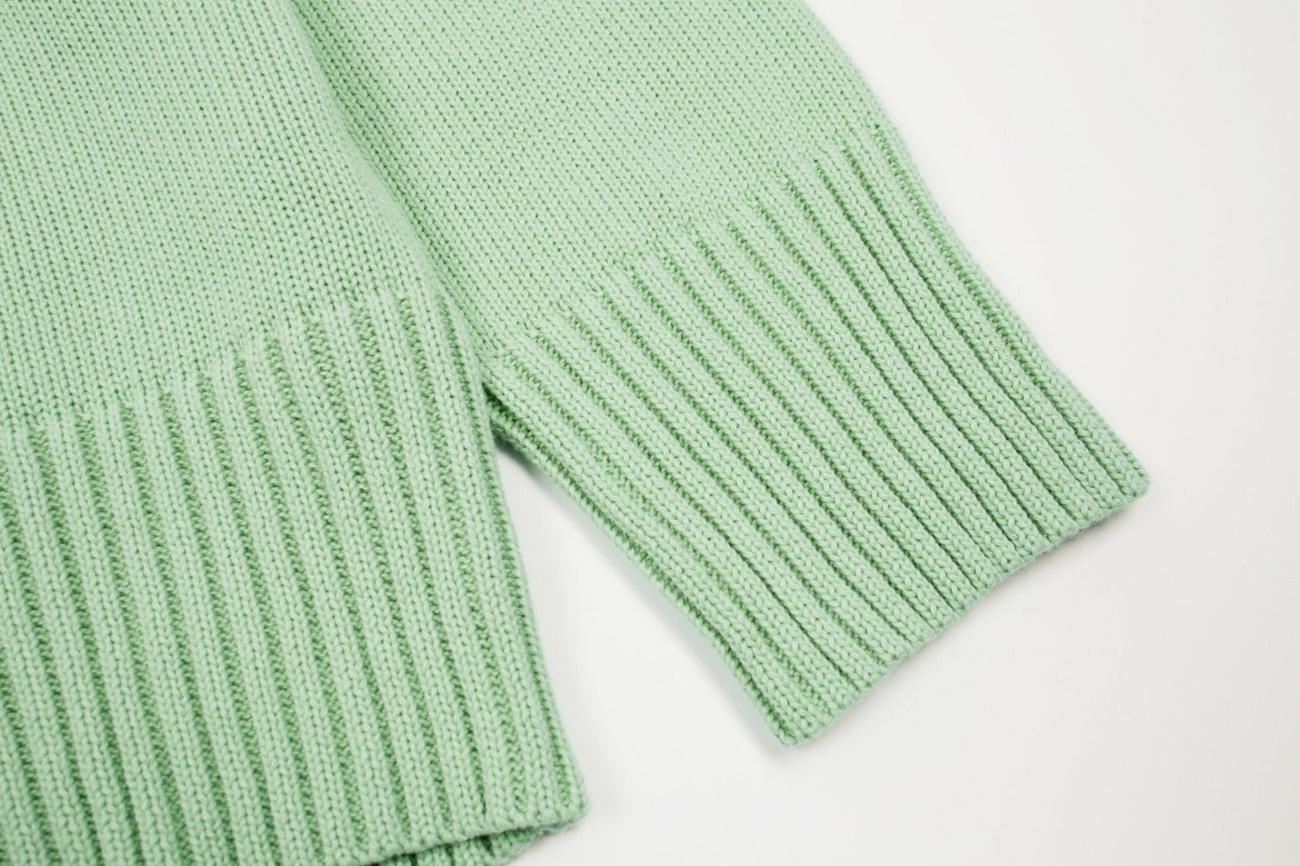 Weißes Herz Sweater